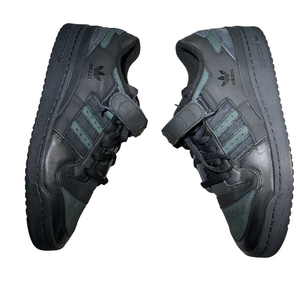 Men’s Adidas Forum Low Black - Picture 13 of 15